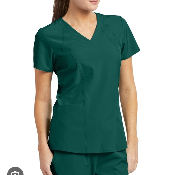 Barco One Tops - Barco One Scrub Top Womens Size S Hunter Green Racer 4 Pocket V Neck
